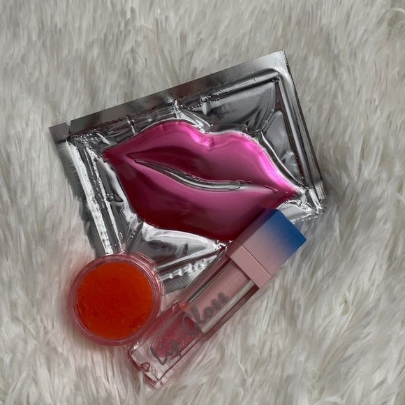 Lips Set 👄 - Picture 2 of 2